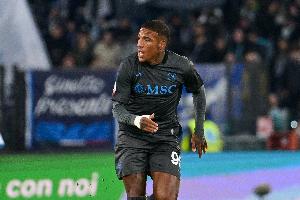 APP下载-意媒:那不勒斯为弗罗伦肖标800万欧,卡利亚里博洛尼亚都灵有意