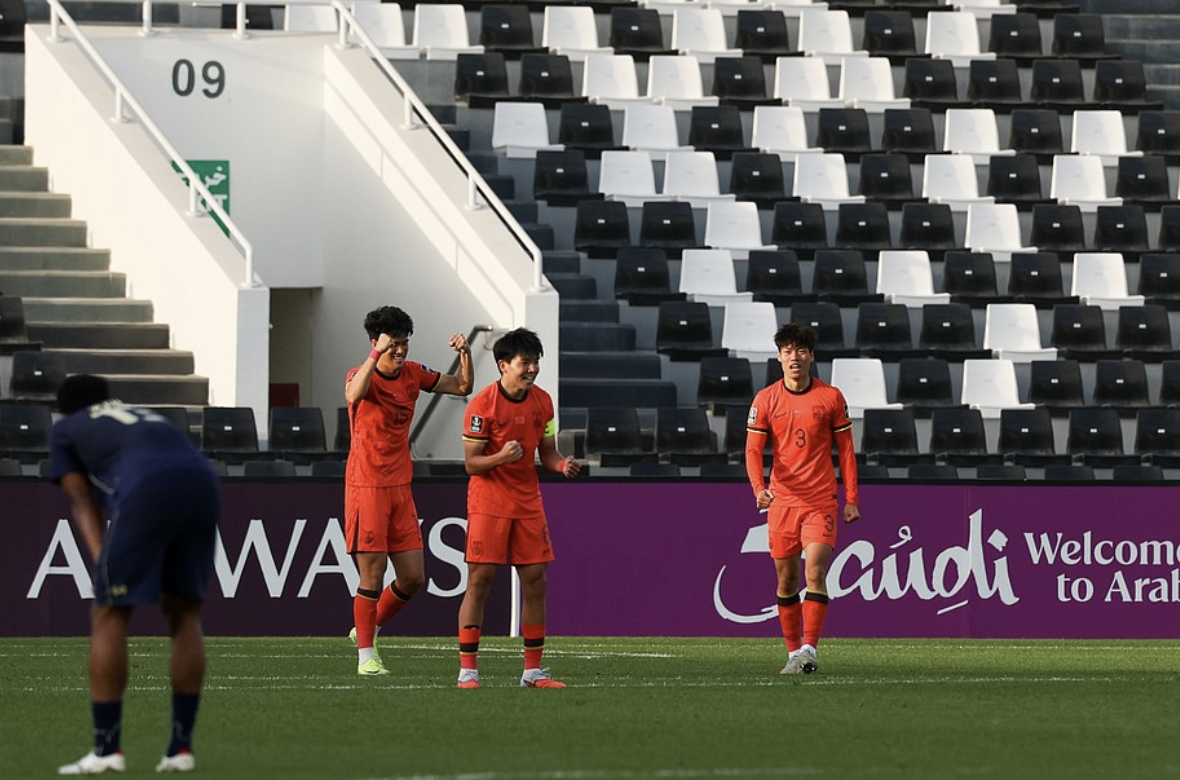 网页版入口-董路喊话国足：用赢球证明日本足球到头 日本人10000%瞧不起中国